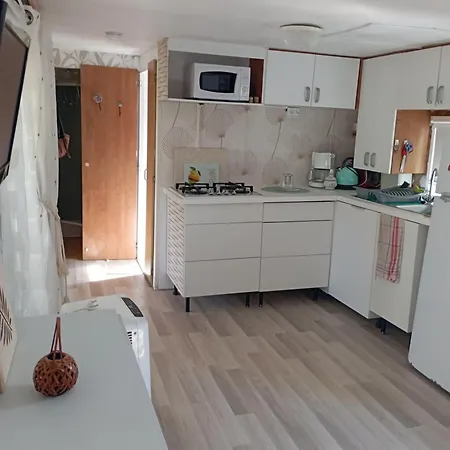 Mobil-home 6 Personnes Camping *